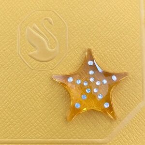 💛Swarovski Gold Starfish Accent with Blue Crystals💛